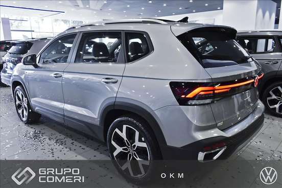 VOLKSWAGEN-TAOS-2026
