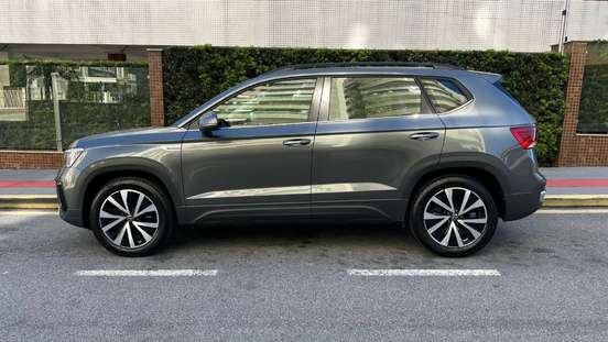 VOLKSWAGEN-TAOS-1.4 250 TSI TOTAL FLEX HIGHLINE AUTOMÁTICO VOLKSWAGEN-TAOS-2025