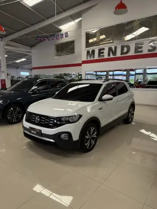 VOLKSWAGEN T-CROSS 1.0 200 TSI TOTAL FLEX COMFORTLINE AUTOMÁTICO
