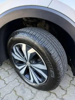 VOLKSWAGEN-T-CROSS-2023