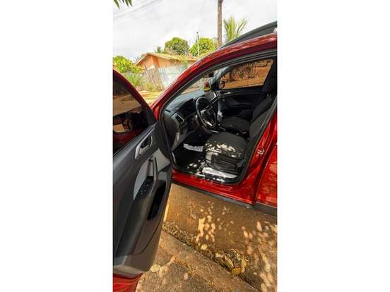 VOLKSWAGEN-T-CROSS-2024