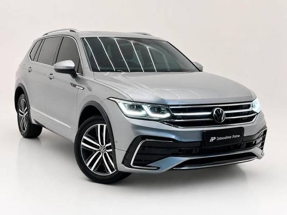 VOLKSWAGEN TIGUAN 2.0 300 TSI GASOLINA ALLSPACE R-LINE AUTOMÁTICO