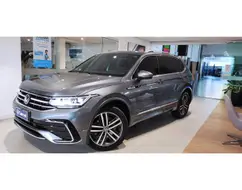 VOLKSWAGEN TIGUAN 2.0 300 TSI GASOLINA ALLSPACE R-LINE AUTOMÁTICO VOLKSWAGEN TIGUAN 2.0 300 TSI GASOLINA ALLSPACE R-LINE AUTOMÁTICO