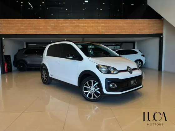 VOLKSWAGEN UP 1.0 170 TSI TOTAL FLEX XTREME 4P MANUAL