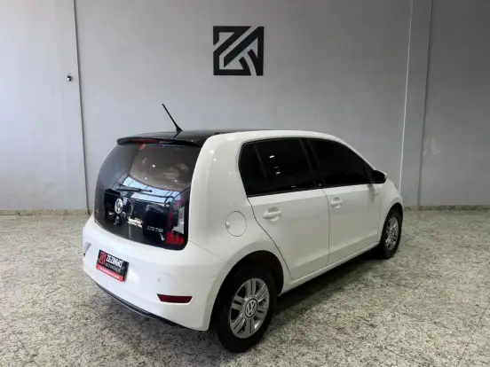 VOLKSWAGEN-UP-2018