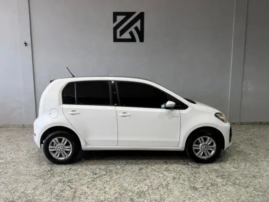 VOLKSWAGEN-UP-2018