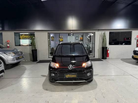 VOLKSWAGEN UP 1.0 170 TSI TOTAL FLEX XTREME 4P MANUAL