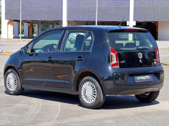 VOLKSWAGEN-UP-2016