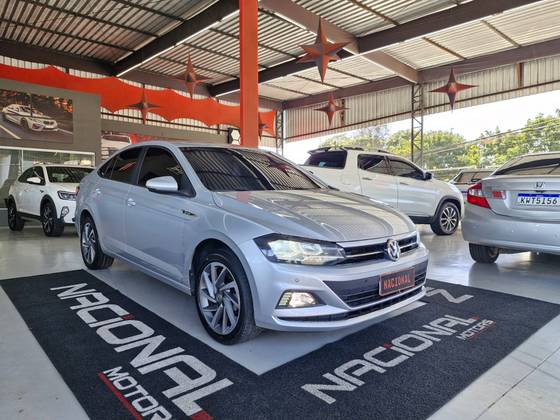 VOLKSWAGEN VIRTUS 1.0 200 TSI HIGHLINE AUTOMÁTICO