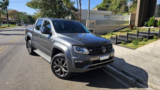 VOLKSWAGEN AMAROK 3.0 V6 TDI DIESEL HIGHLINE CD 4MOTION AUTOMÁTICO