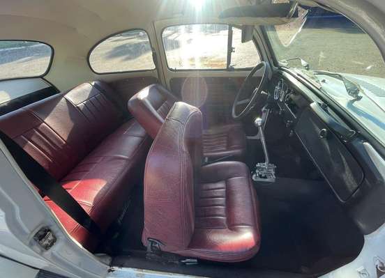 VOLKSWAGEN-FUSCA-1980