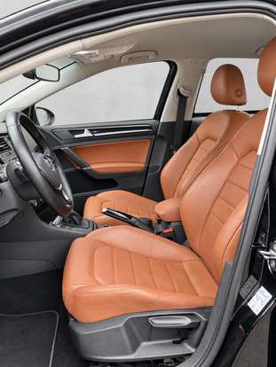 VOLKSWAGEN-GOLF-2016