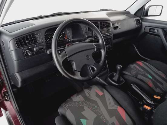 VOLKSWAGEN-GOLF-2.0 MI GTI 8V GASOLINA 2P MANUAL VOLKSWAGEN-GOLF-1995