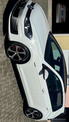 VOLKSWAGEN-GOLF-2014