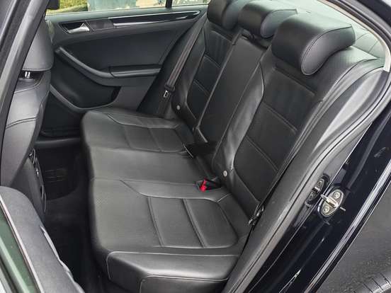 VOLKSWAGEN-JETTA-2.0 TSI HIGHLINE 211CV GASOLINA 4P TIPTRONIC VOLKSWAGEN-JETTA-2015