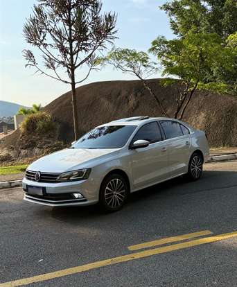 VOLKSWAGEN-JETTA-2016