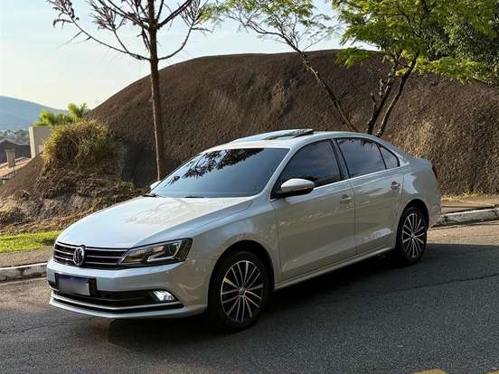 VOLKSWAGEN-JETTA-2.0 TSI HIGHLINE 211CV GASOLINA 4P TIPTRONIC VOLKSWAGEN-JETTA-2016