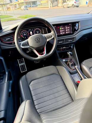 VOLKSWAGEN-POLO-2023