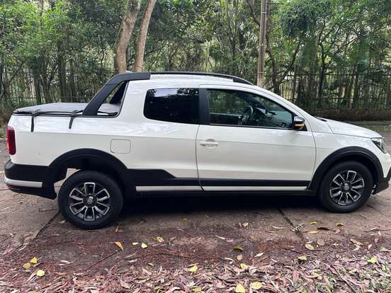 VOLKSWAGEN-SAVEIRO-2019