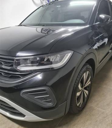 VOLKSWAGEN T-CROSS 1.0 200 TSI TOTAL FLEX AUTOMÁTICO