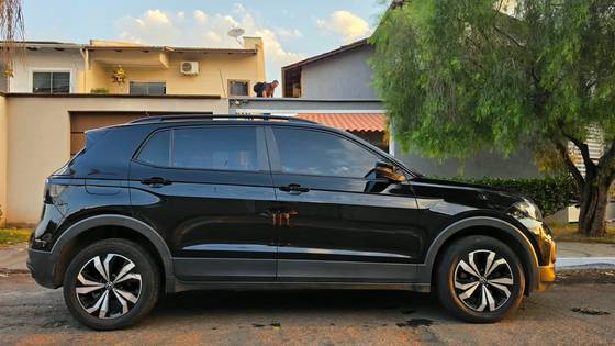 VOLKSWAGEN T-CROSS 1.0 200 TSI TOTAL FLEX SENSE AUTOMÁTICO