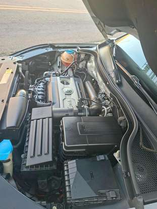 VOLKSWAGEN-TIGUAN-2012