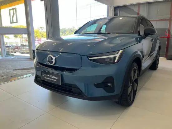 VOLVO-C40-P8 RECHARGE PURE ELECTRIC AWD VOLVO-C40-2021