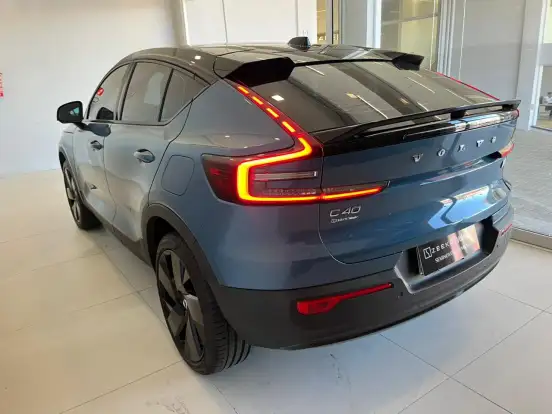 VOLVO-C40-P8 RECHARGE PURE ELECTRIC AWD VOLVO-C40-2021