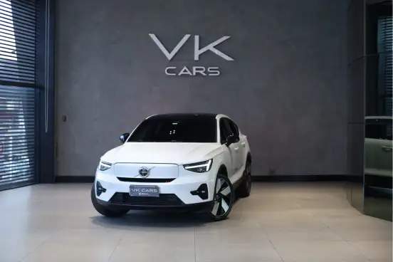VOLVO-C40-2023