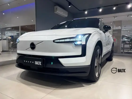 VOLVO EX30 69 KW ELÉTRICO PLUS
