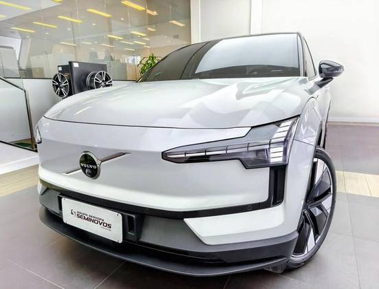 VOLVO EX30 69 KW ELÉTRICO ULTRA