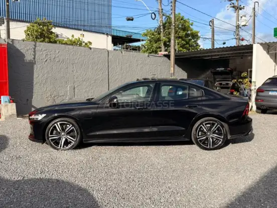 VOLVO-S60-2.0 T8 R-DESIGN HÍBRIDO 4P AUTOMÁTICO VOLVO-S60-2019