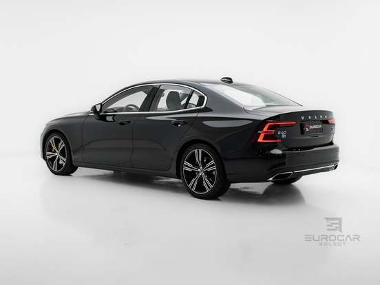 VOLVO-S60-2019