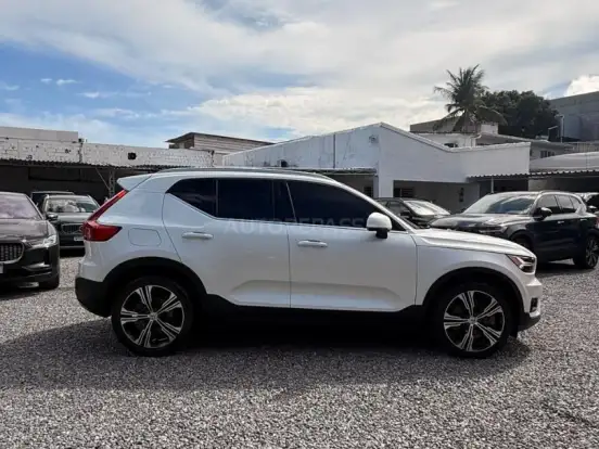 VOLVO-XC40-1.5 T5 RECHARGE INSCRIPTION GEARTRONIC VOLVO-XC40-2021