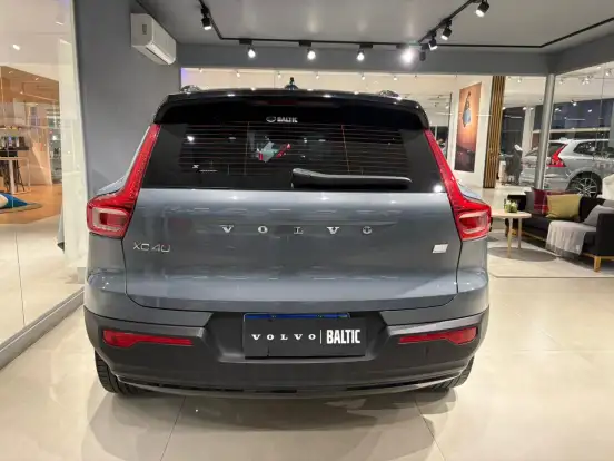 VOLVO-XC40-1.5 T5 RECHARGE R-DESIGN GEARTRONIC VOLVO-XC40-2021