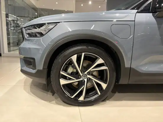 VOLVO-XC40-1.5 T5 RECHARGE R-DESIGN GEARTRONIC VOLVO-XC40-2021
