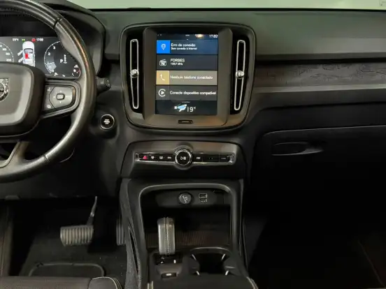 VOLVO-XC40-2.0 T4 GASOLINA GEARTRONIC VOLVO-XC40-2018