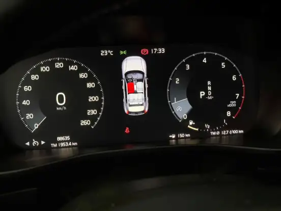 VOLVO-XC40-2.0 T4 GASOLINA GEARTRONIC VOLVO-XC40-2018