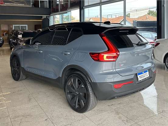 VOLVO-XC40-P8 RECHARGE ELECTRIC BEV PURE AWD VOLVO-XC40-2021