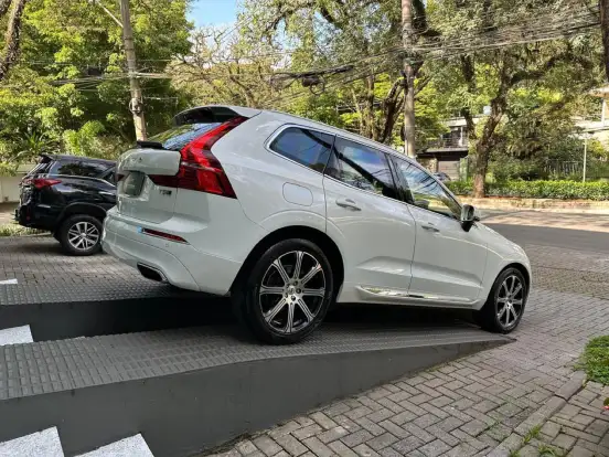 VOLVO-XC60-2.0 T5 GASOLINA INSCRIPTION AWD GEARTRONIC VOLVO-XC60-2017