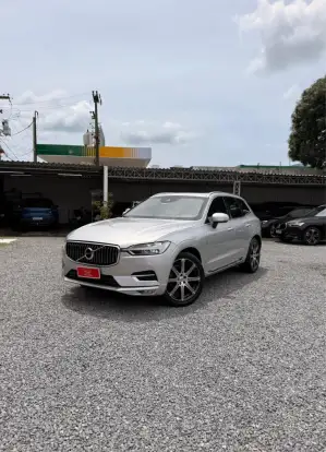 VOLVO-XC60-2017