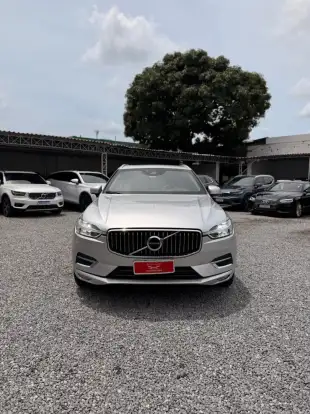 VOLVO-XC60-2017
