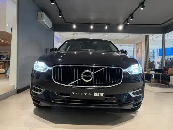 VOLVO-XC60-2.0 T8 HYBRID MOMENTUM AWD GEARTRONIC VOLVO-XC60-2020