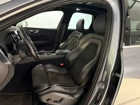 VOLVO-XC60-2.0 T8 HYBRID R-DESIGN AWD GEARTRONIC VOLVO-XC60-2019