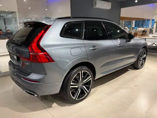 VOLVO-XC60-2.0 T8 HYBRID R-DESIGN AWD GEARTRONIC VOLVO-XC60-2019