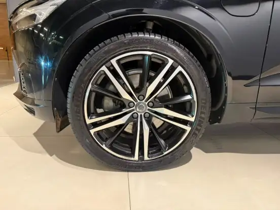 VOLVO-XC60-2.0 T8 HYBRID R-DESIGN AWD GEARTRONIC VOLVO-XC60-2021