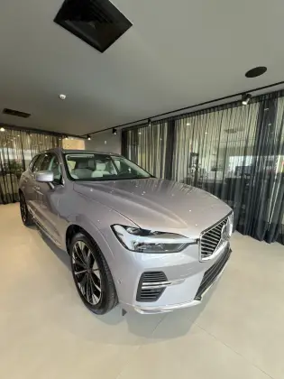 VOLVO XC60 2.0 T8 PHEV ULTRA AWD GEARTRONIC VOLVO XC60 2.0 T8 PHEV ULTRA AWD GEARTRONIC