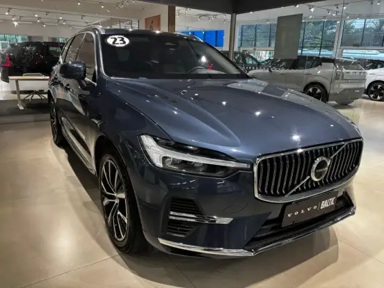 VOLVO-XC60-2022