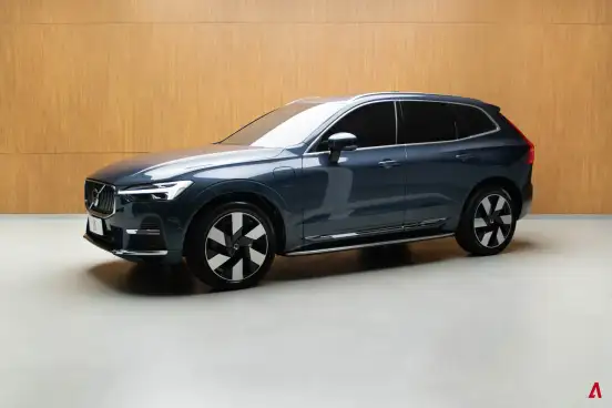 VOLVO-XC60-2024