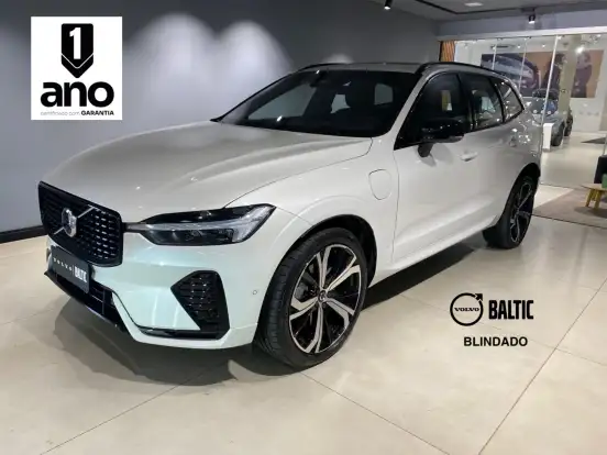 VOLVO-XC60-2022